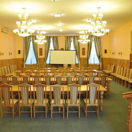 Tisa Hotel Petropavlovskaya Borshchagovka Bagian luar foto